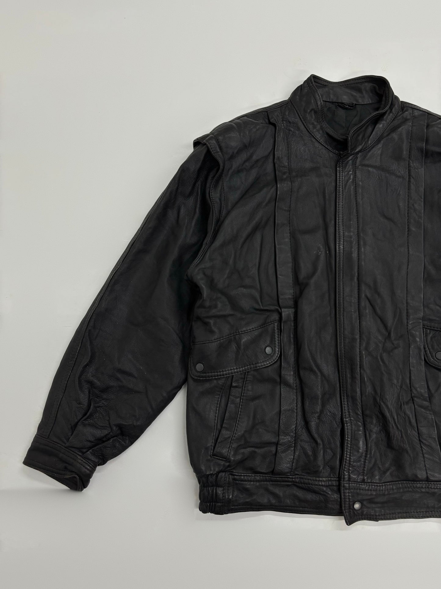 Vintage Unisex Black Leather Bomber Jacket