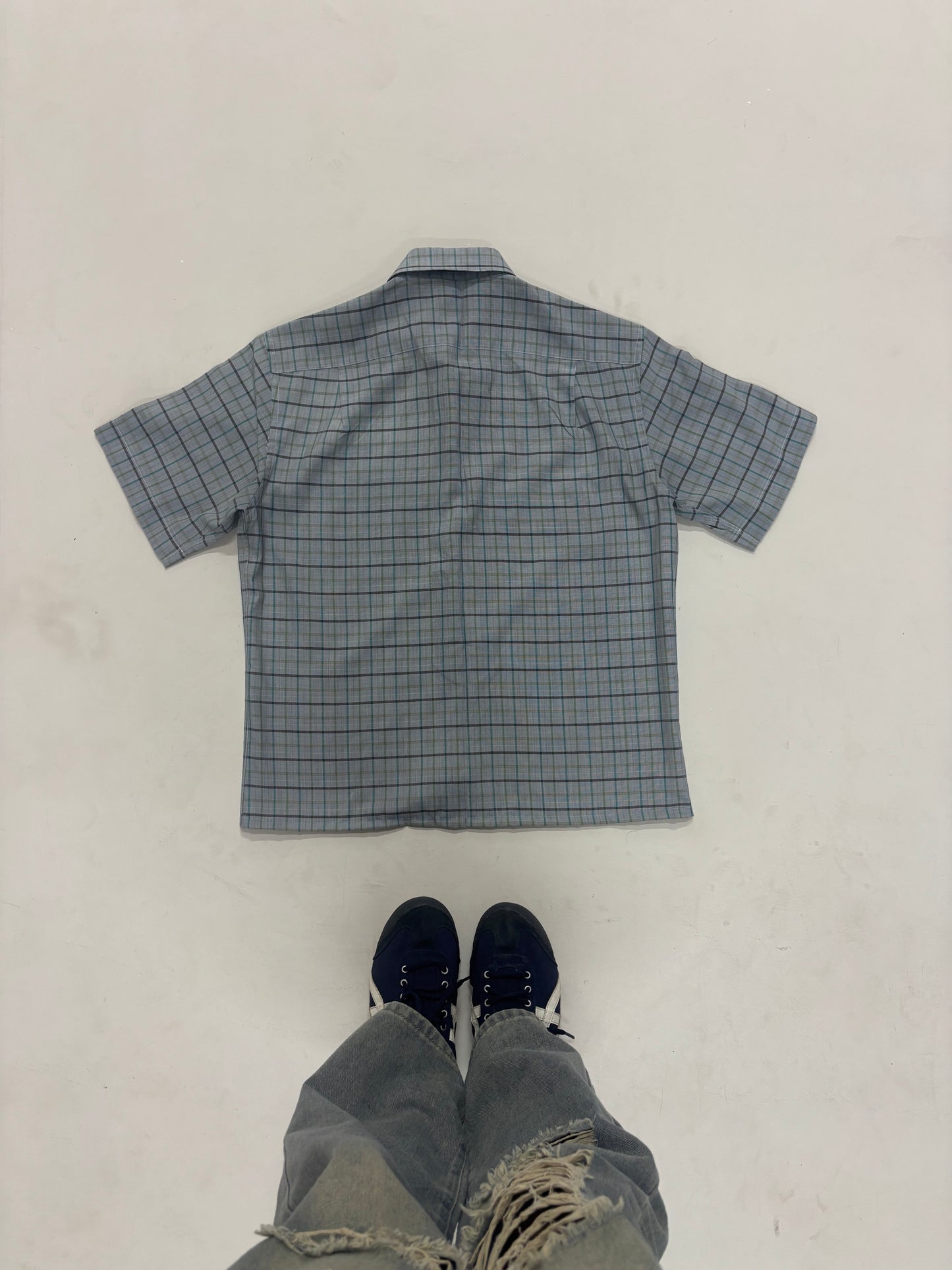 DAKS Men's Grey Blue Checkered Short Sleeve Button-Down Shirt
