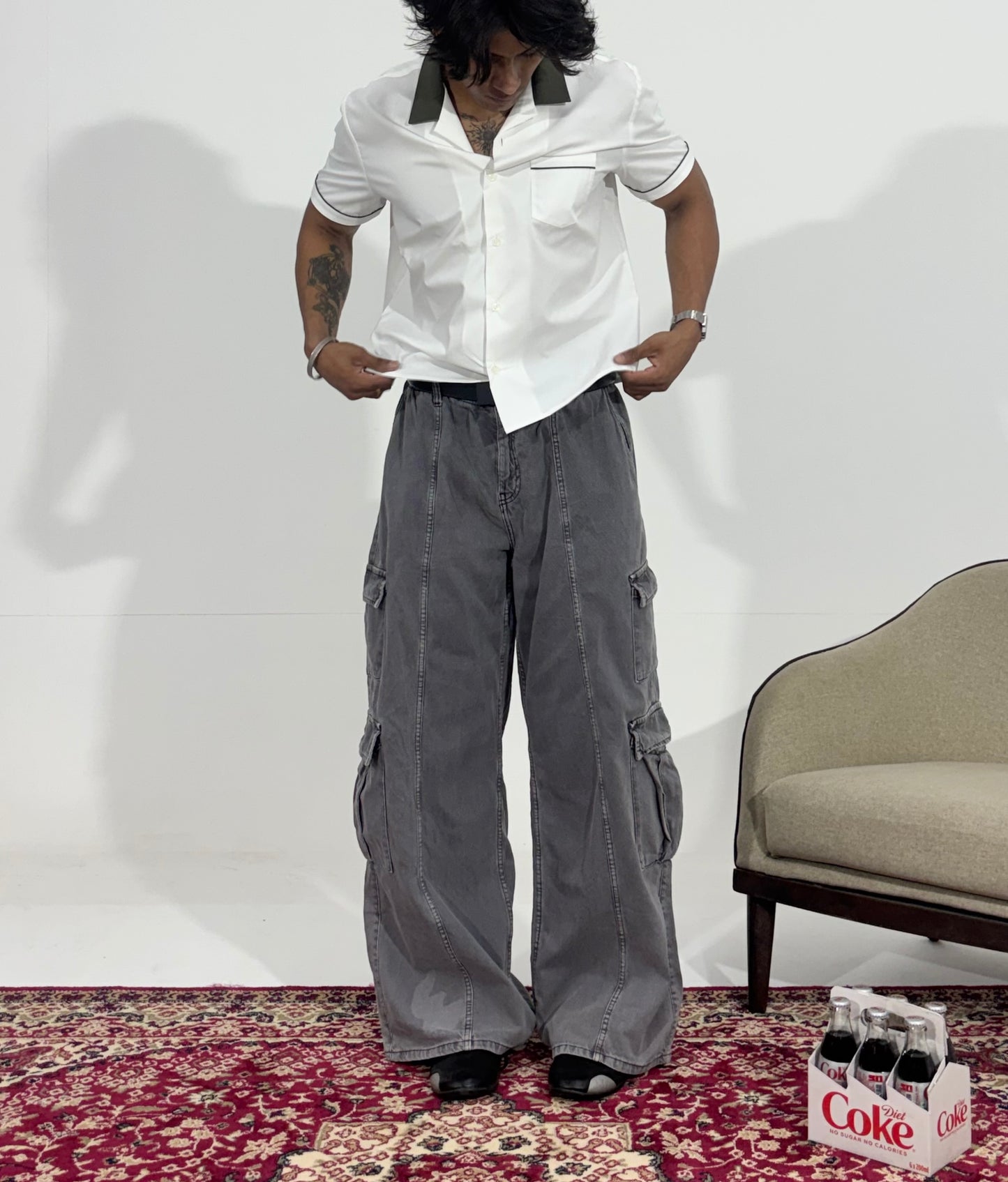Men's Charcoal Wide-Leg Cargo Jeans
