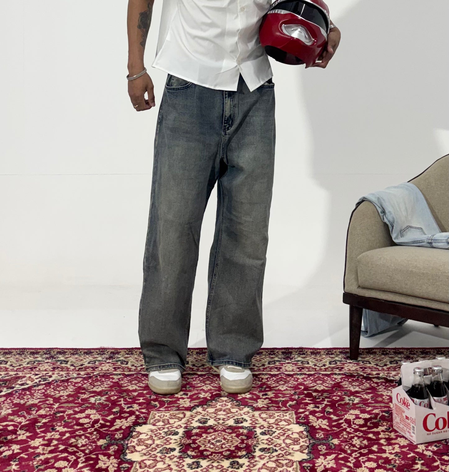 Men's Vintage Wash Relaxed Wide-Leg Denim