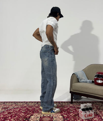 Men's Distressed Vintage Wash Relaxed Fit Denim