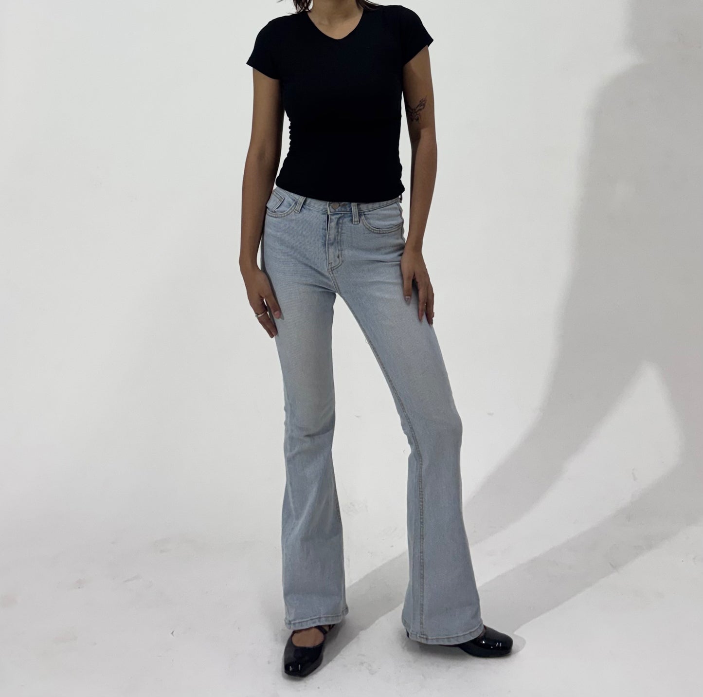 Light Wash Flared Women's Jeans