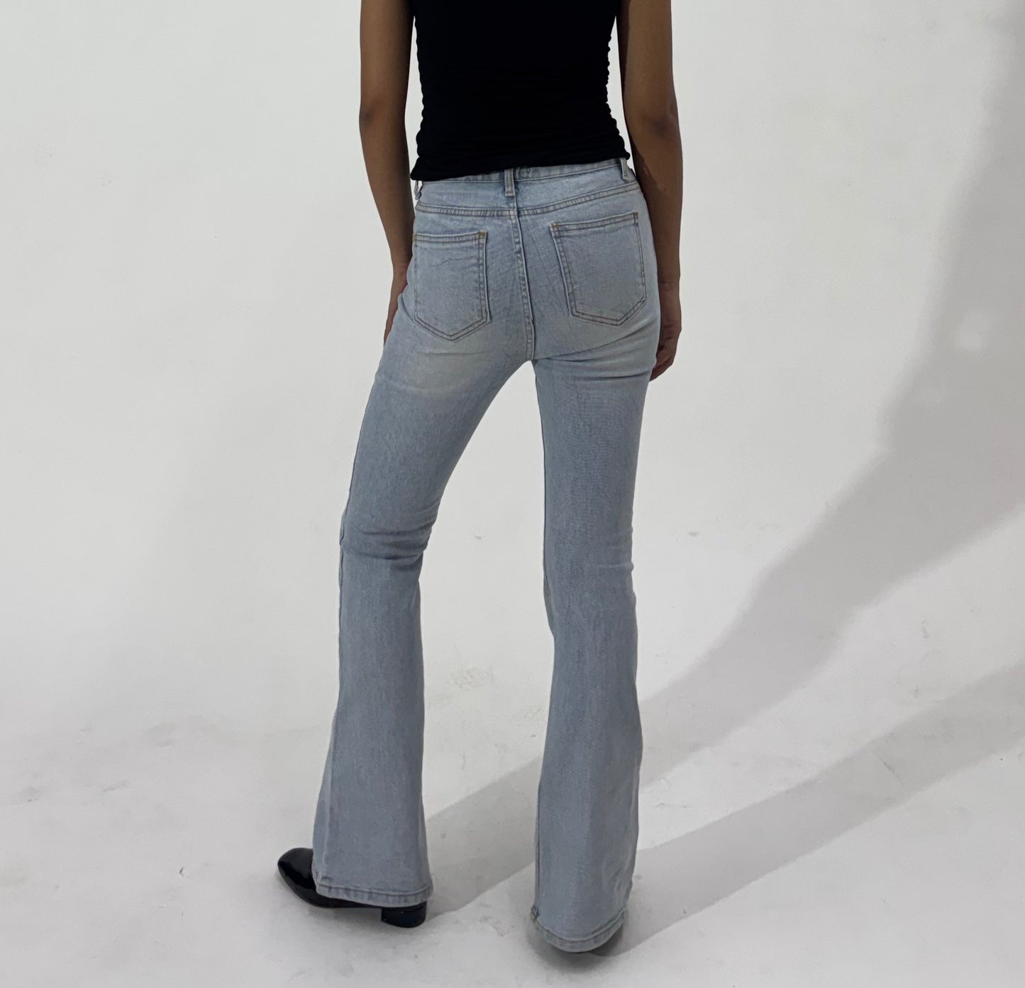 Light Wash Flared Women's Jeans