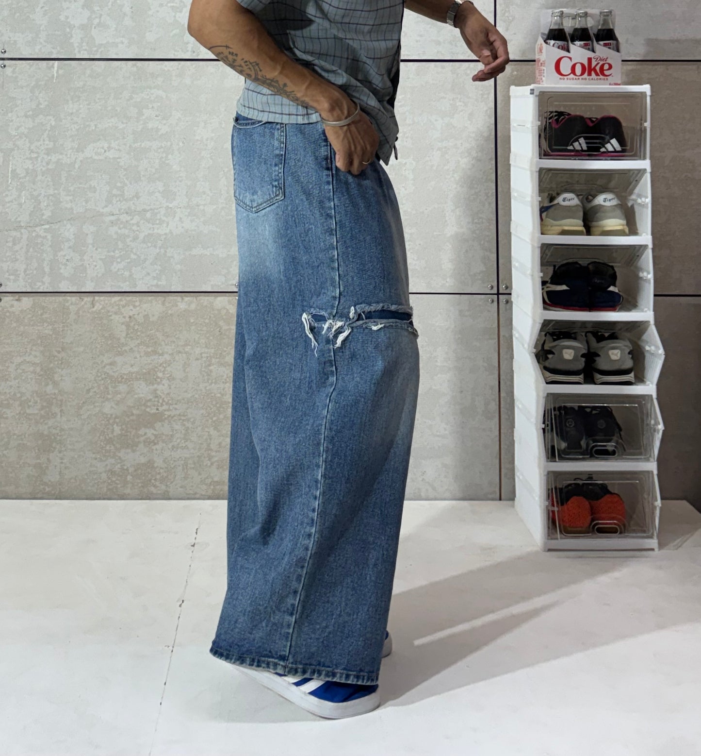 Men's Breakline Distressed Wide-Leg Denim