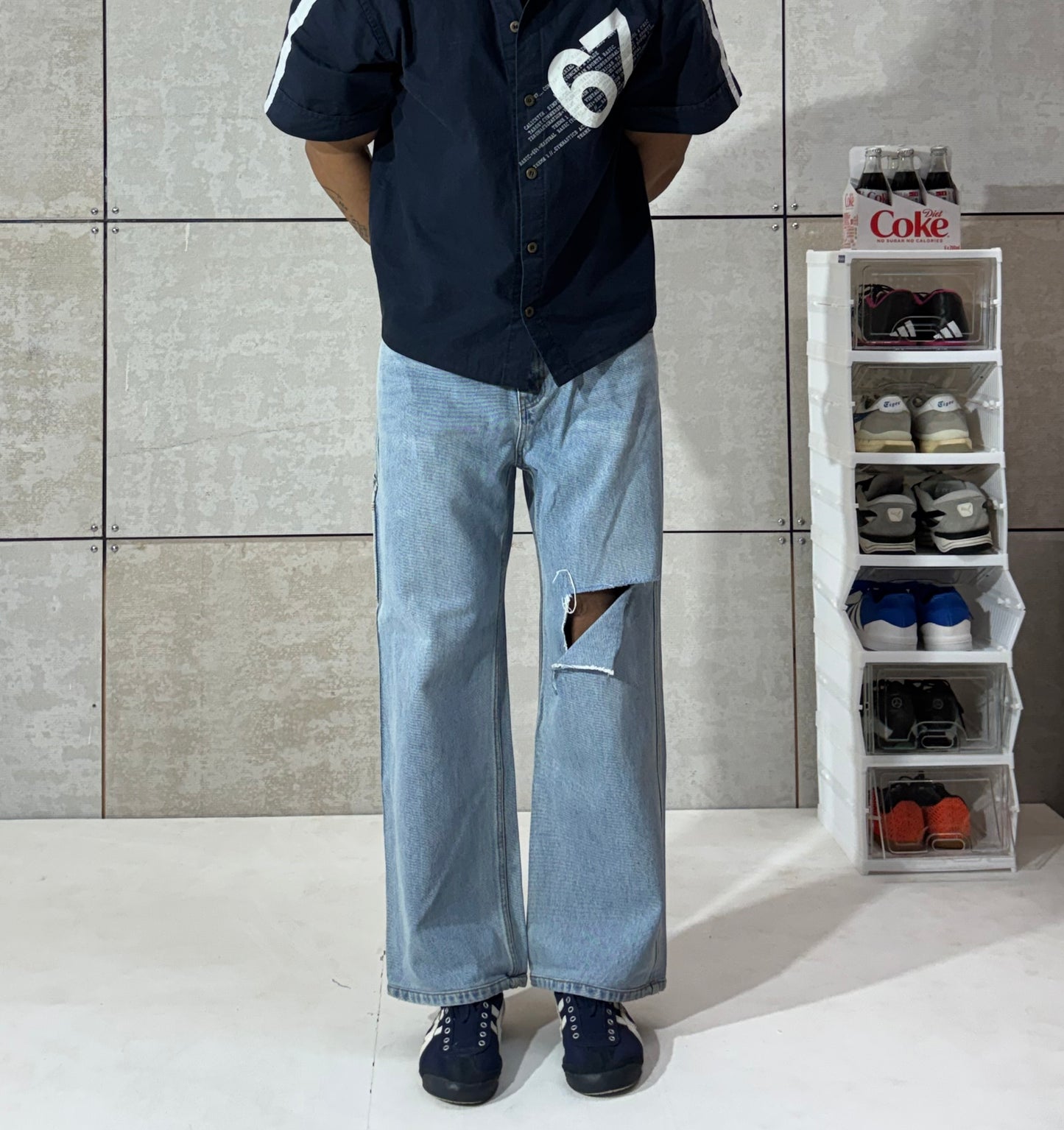 Men's Vintage Distressed Wide-Leg Denim Jeans