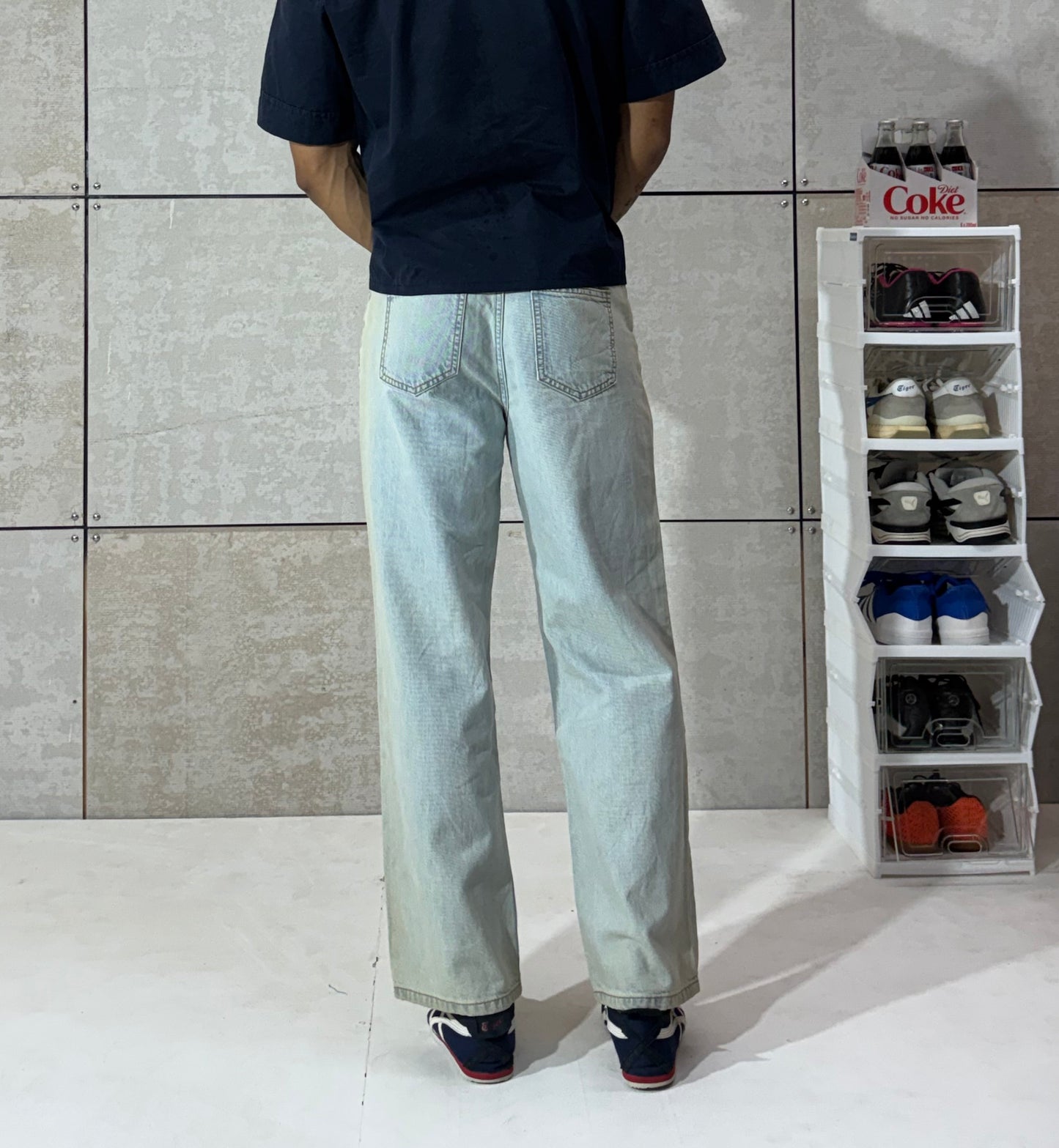 Men's Vintage Ice Wash Straight-Leg Denim Jeans