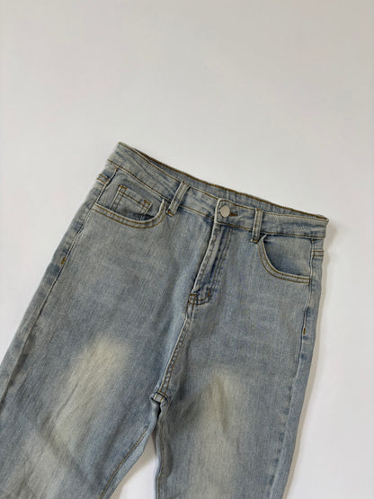 Flattering high-rise waist denims