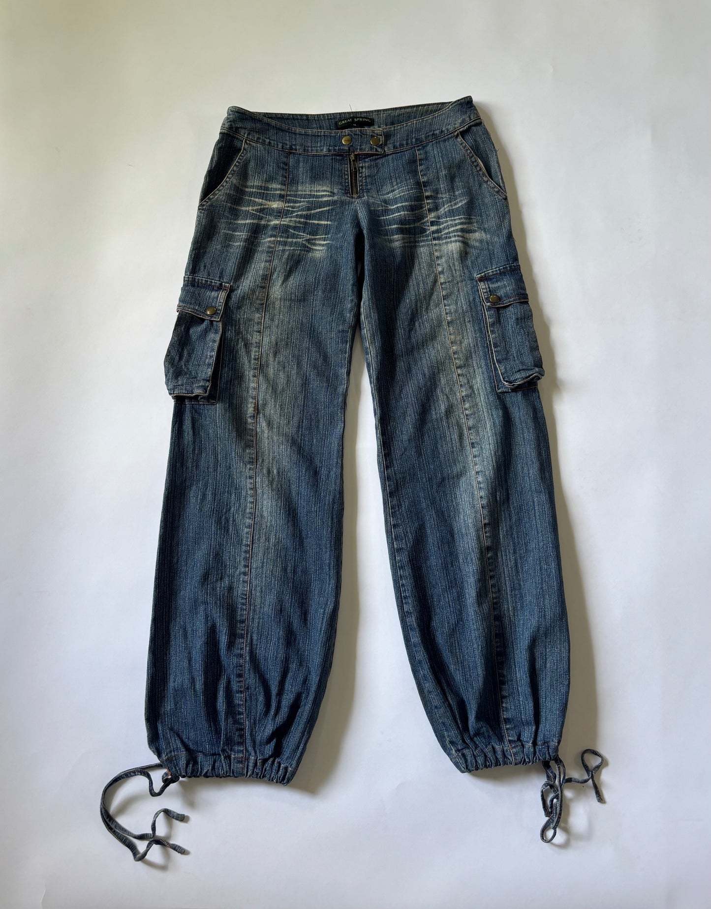 Women's Y2K Low-Rise Wide Leg Cargo Jeans with Drawstring Hem