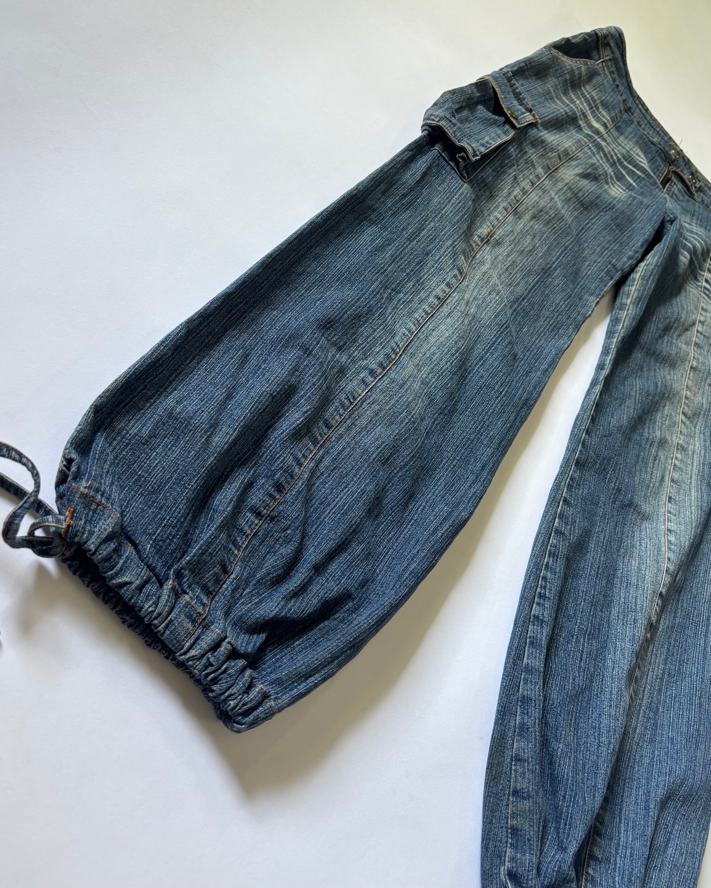 Women's Y2K Low-Rise Wide Leg Cargo Jeans with Drawstring Hem