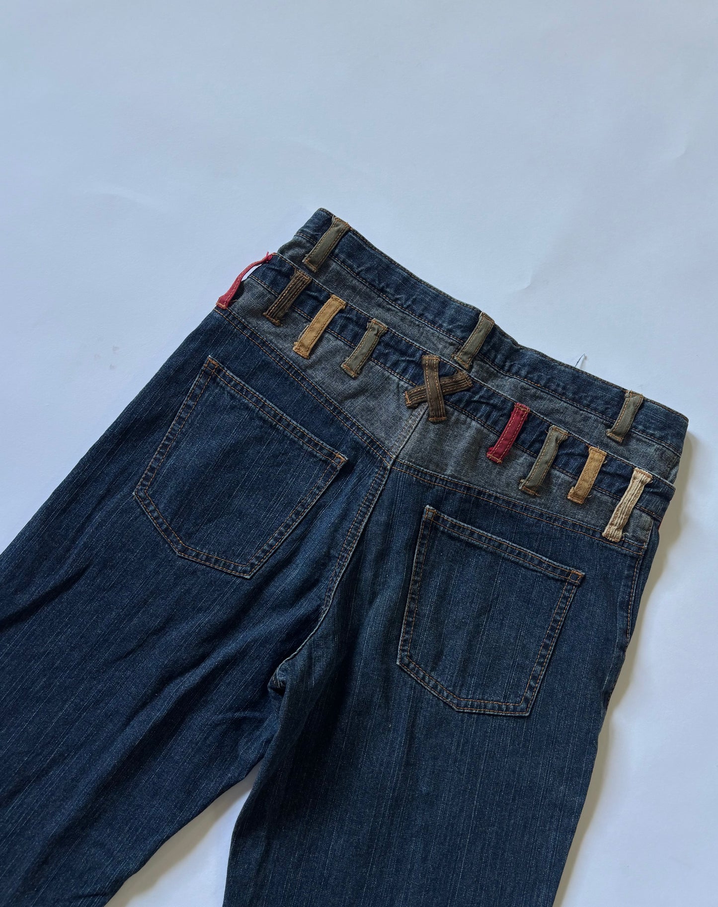 Contrast Belt-Loop Wide Leg Women's Jeans