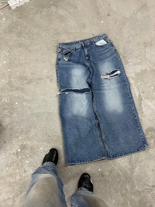 Distressed Vintage Wash Wide-Leg Denim